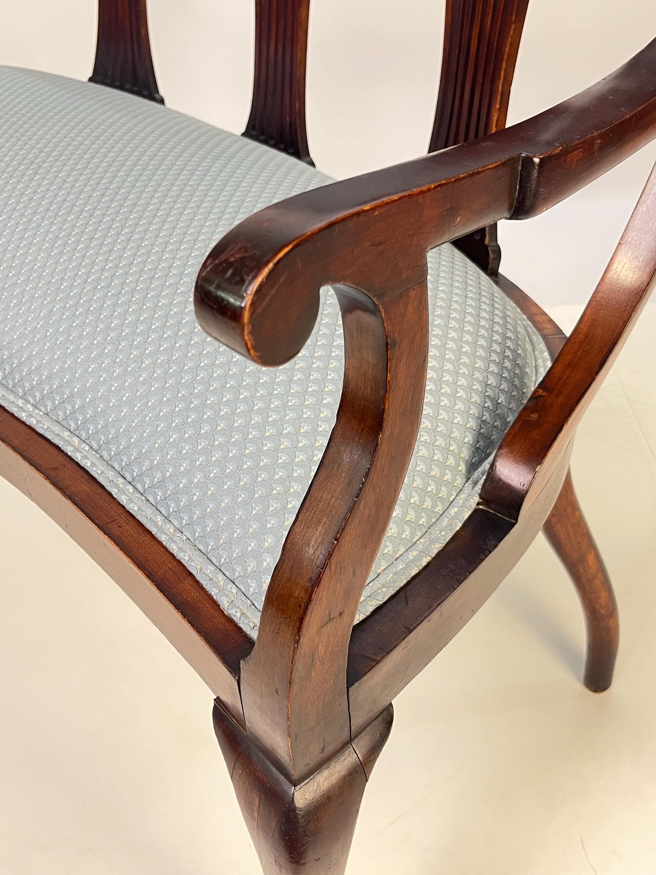 Antique Classical Mahogany Lyre-Back Settee - Thumbnail 9