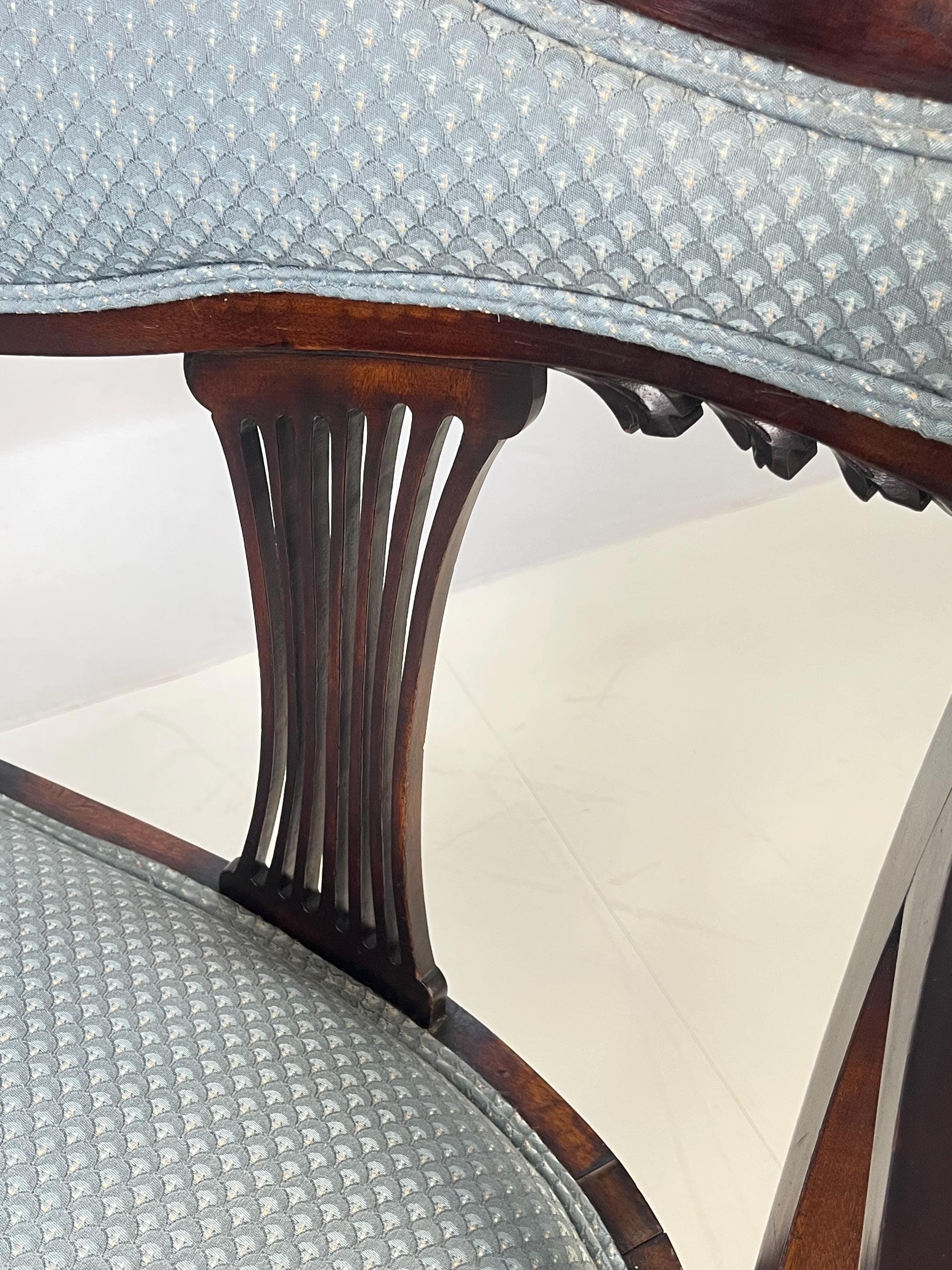 Antique Classical Mahogany Lyre-Back Settee - Thumbnail 16