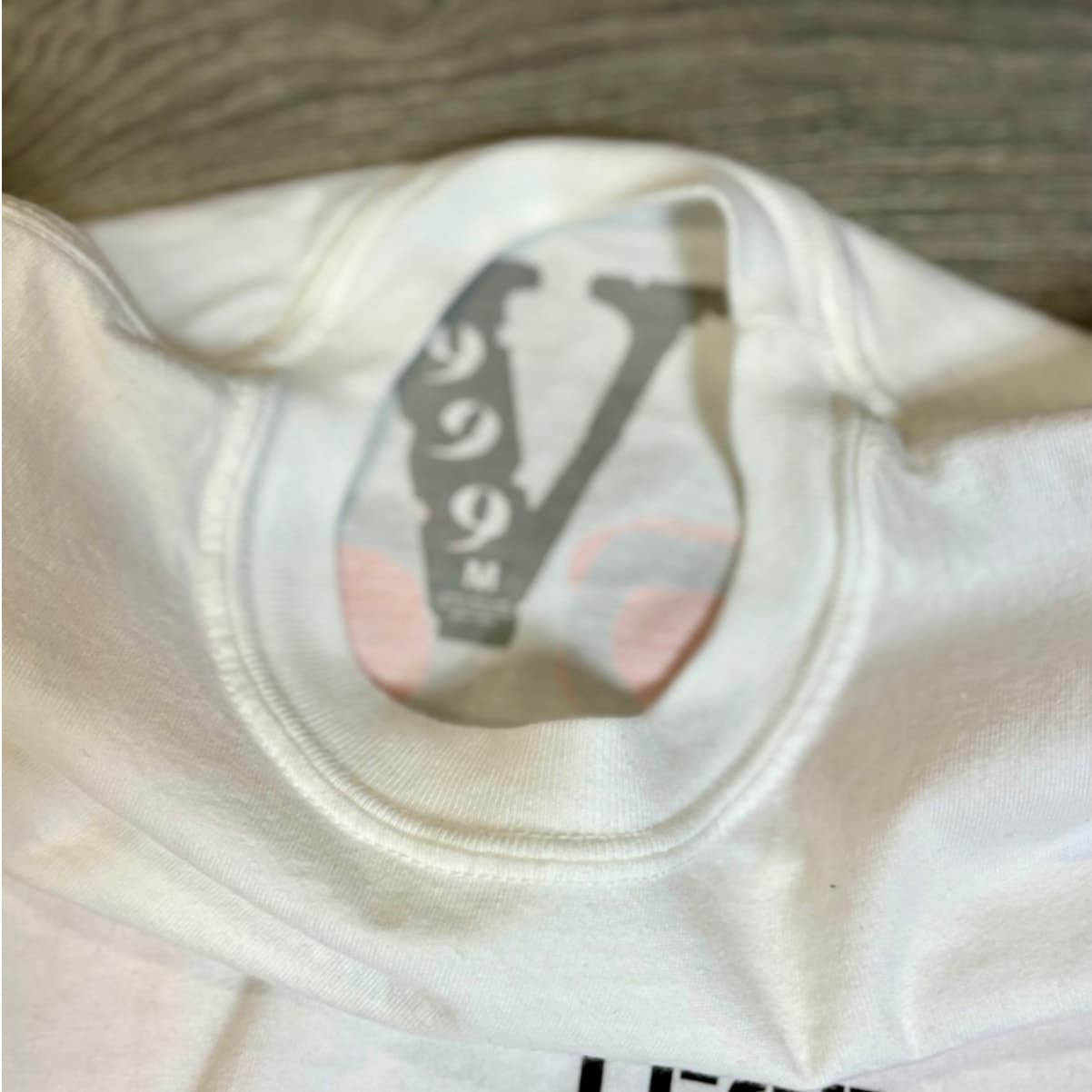 Vlone Legends Never Die Butterfly T-Shirt White Orange V Tee Brand New Authentic - Thumbnail 3