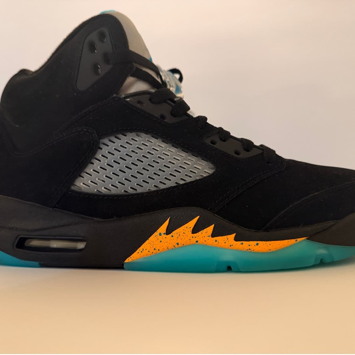 Air Jordan 5 Aqua Size 10 | Black Teal Yellow OG Lace Locks - Thumbnail 2
