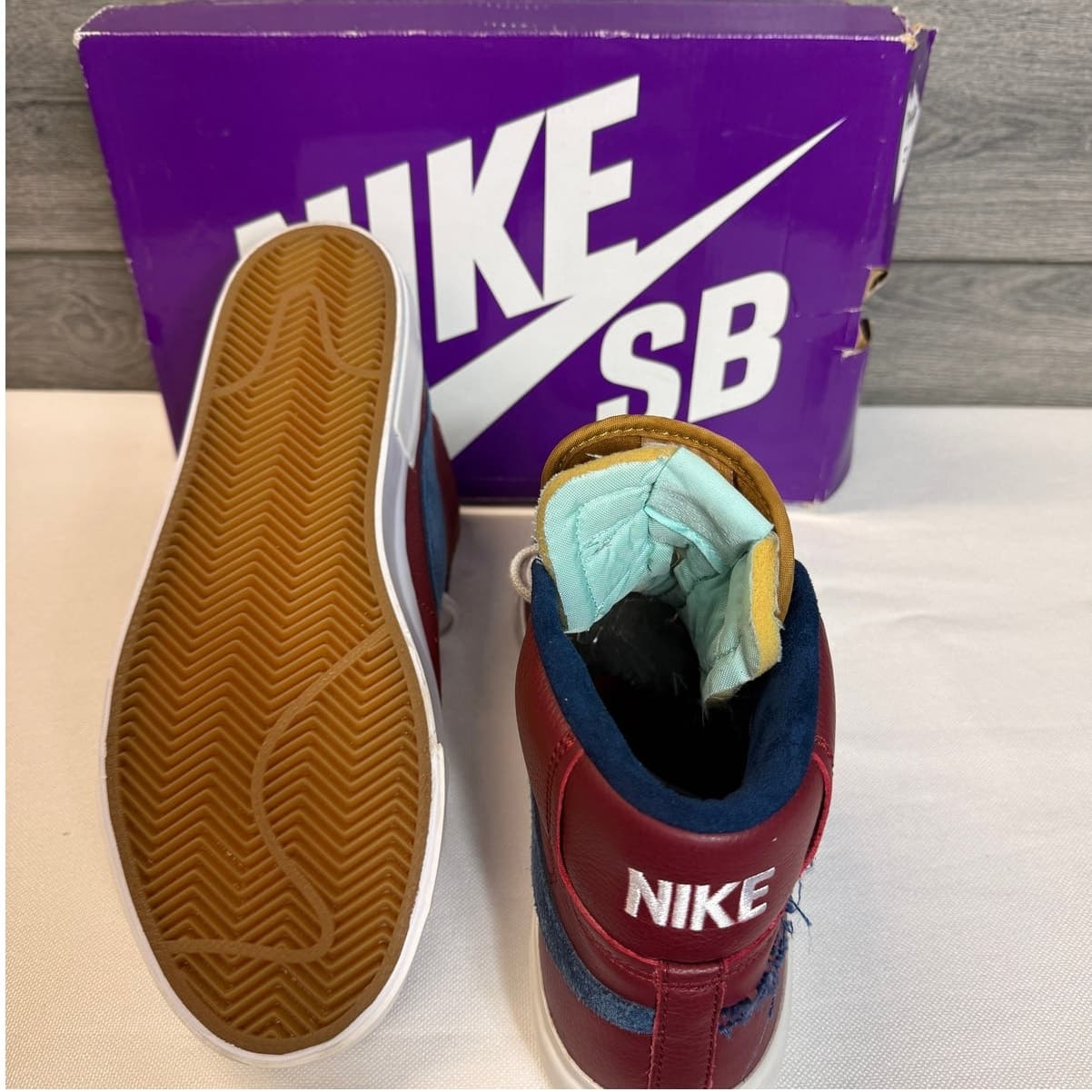 Nike SB Zoom Blazer Mid Edge Team Red Navy Size 11 Brand New DA2189-600 - Thumbnail 3
