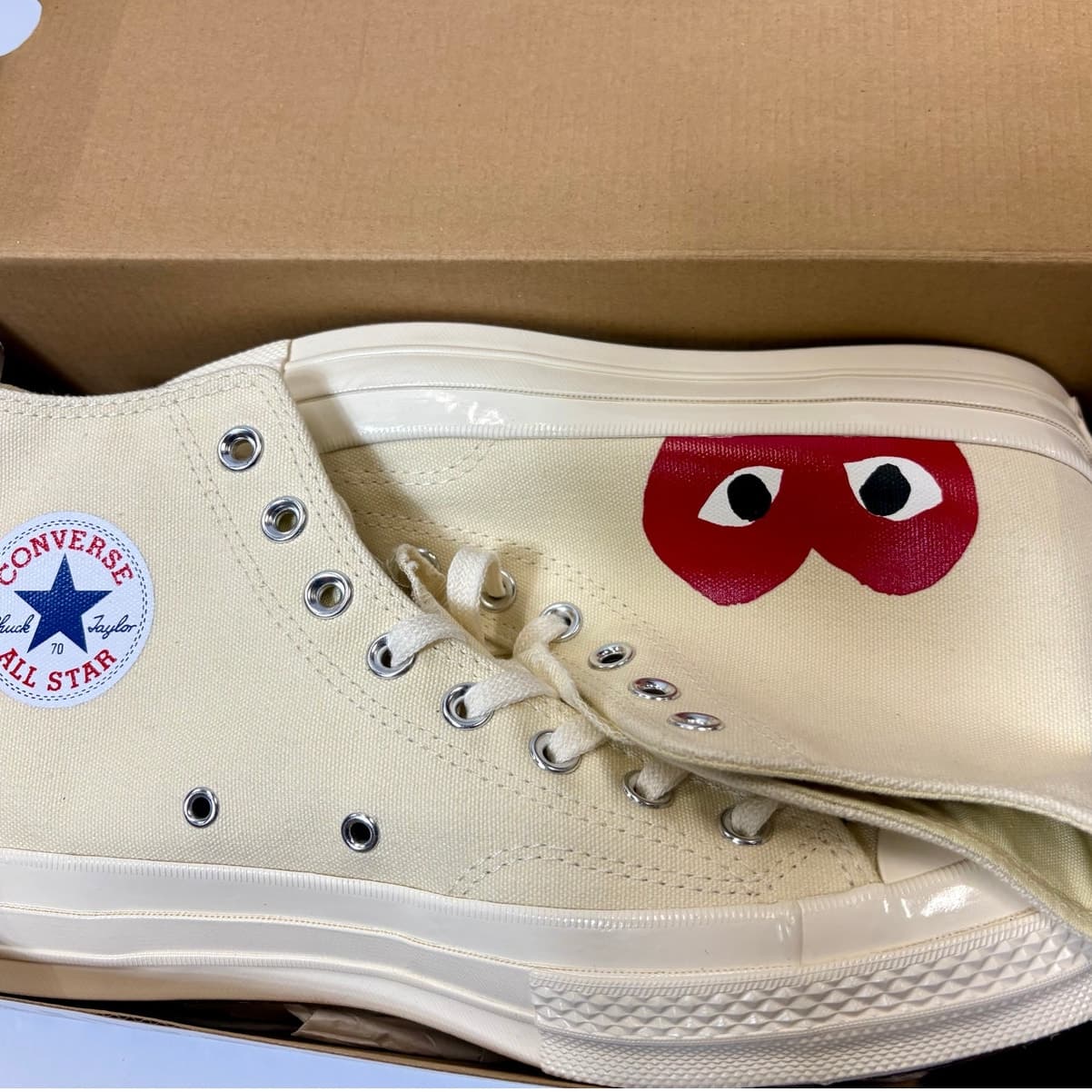Converse x Comme des Garçons PLAY Chuck 70 Hi Size 8 Cream CDG Heart - Thumbnail 3