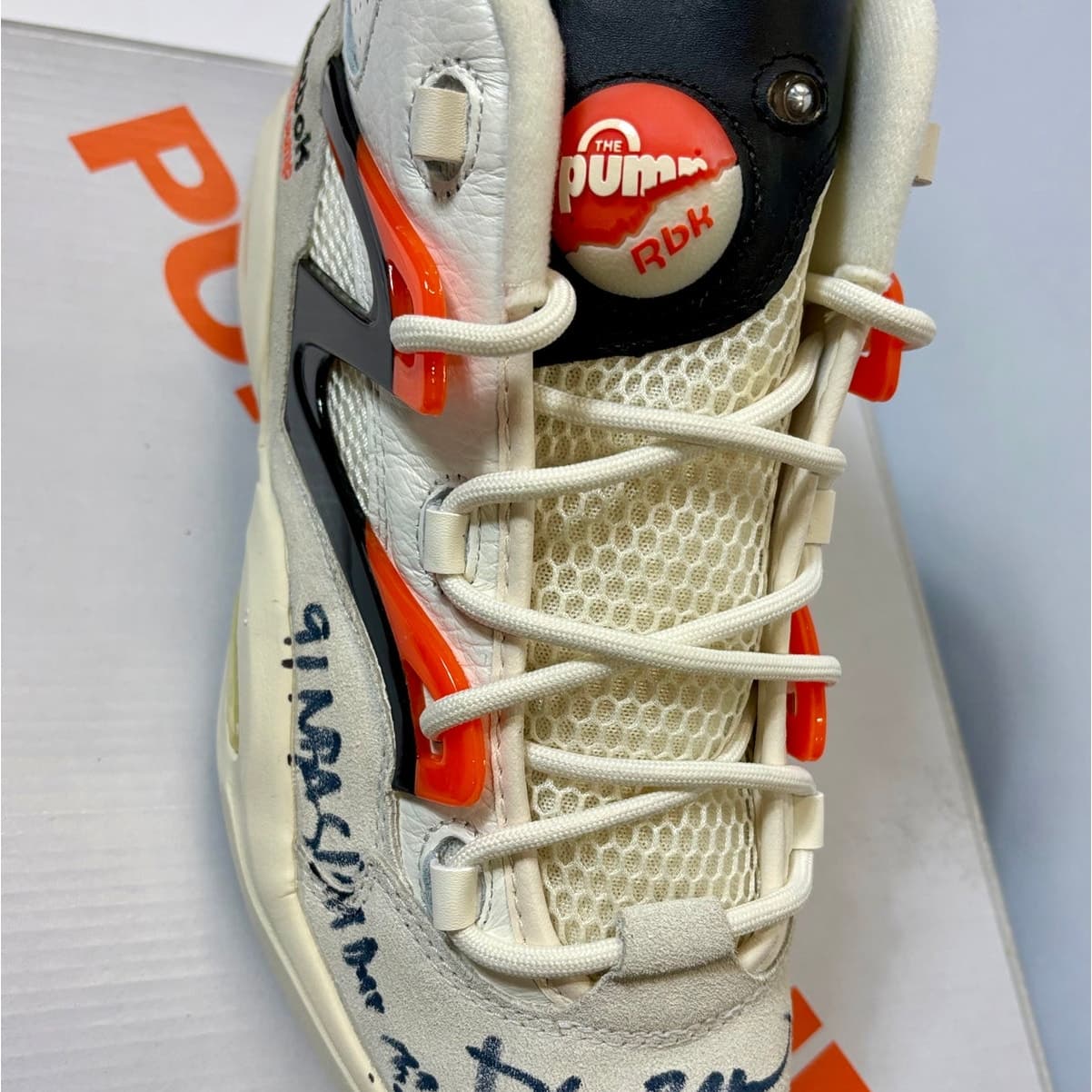 Reebok Pump Signed Dee Brown Size 9.5 Autographed Dunk Champion Celtics OG Box - Thumbnail 4