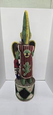 Yoruba beaded ceremonial crown altar headdress - Thumbnail 3