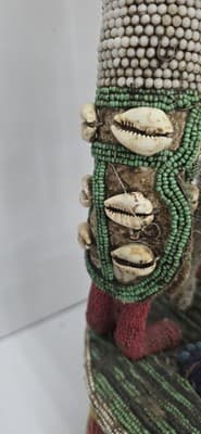 Yoruba beaded ceremonial crown altar headdress - Thumbnail 12