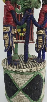 Yoruba beaded ceremonial crown altar headdress - Thumbnail 13