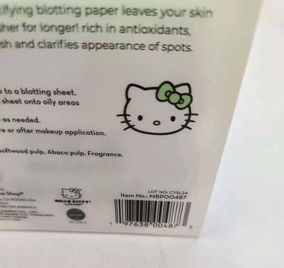 The Crème Shop Hello Kitty Matcha Mattifying Blotting Paper Oil Absorbing NEW!!! - Thumbnail 4