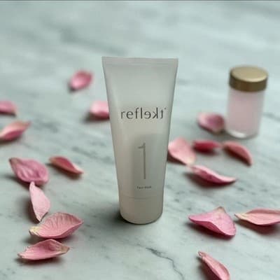 Reflekt 1 Daily Exfoliating Face Wash 5.07oz Brightening Cleanser New -authentic - Thumbnail 3