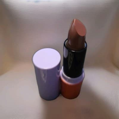Kulfi Heirloom Satin Lipstick Ma's Misra Le Classique Rouge A 0.11oz NIB Rare!!! - Thumbnail 9