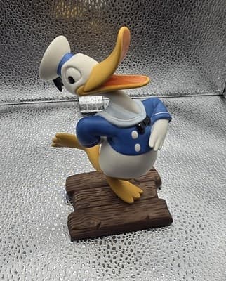 WDCC Walt Disney's Donald's Debut in The Wise Little Hen Donald Duck w/COA & Box - Thumbnail 4