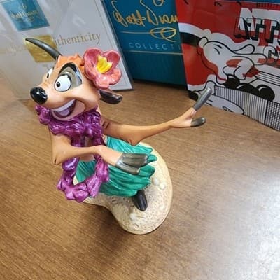 WDCC Luau! Timone From The Lion King Figurine - Thumbnail 5
