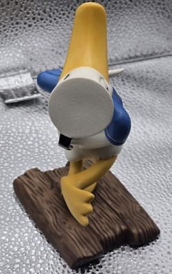 WDCC Walt Disney's Donald's Debut in The Wise Little Hen Donald Duck w/COA & Box - Thumbnail 6
