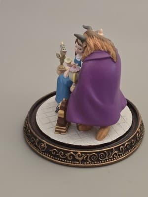 Disney Beauty and the Beast Belle Beast Glass Dome Cloche Zhang Yuqing Figurine - Thumbnail 3