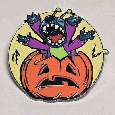 Stitch Halloween Disney Parks 2024 Glow-in-the-Dark Pin - Thumbnail 2