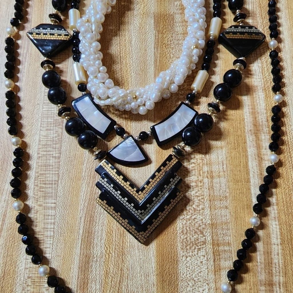 Used Costume Jewelry Bundle - Thumbnail 2