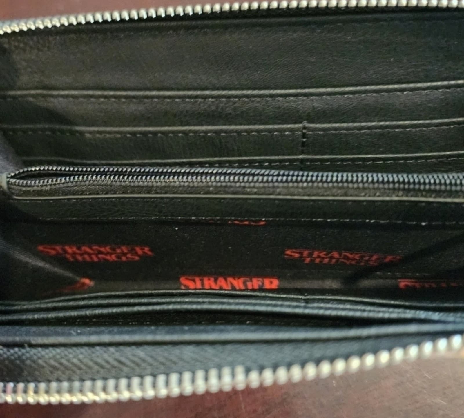 Loungefly Stranger Things Wallet - Thumbnail 4