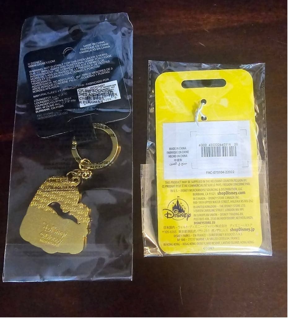 Two Alice in Wonderland Keychains - Thumbnail 2