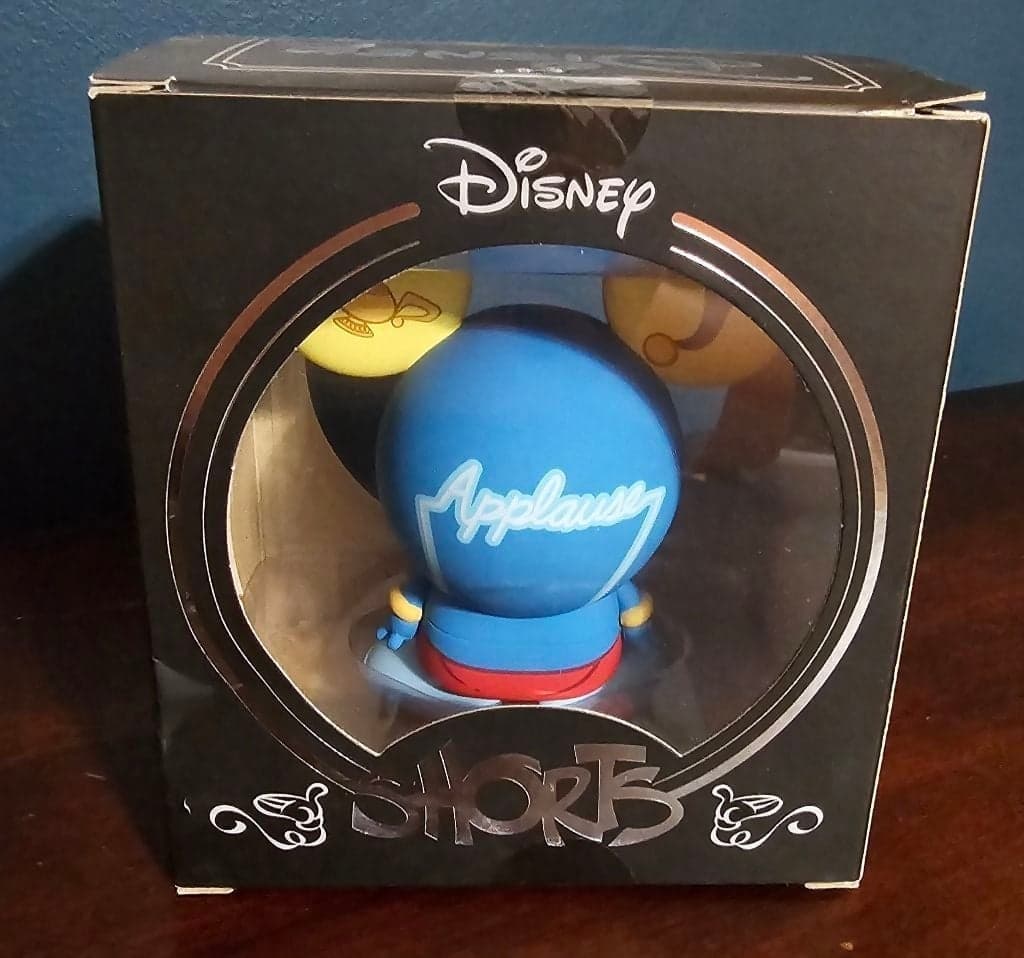 Limited Edition Disney Shorts Vinyl Figure Geenie Fan Expo - Thumbnail 3