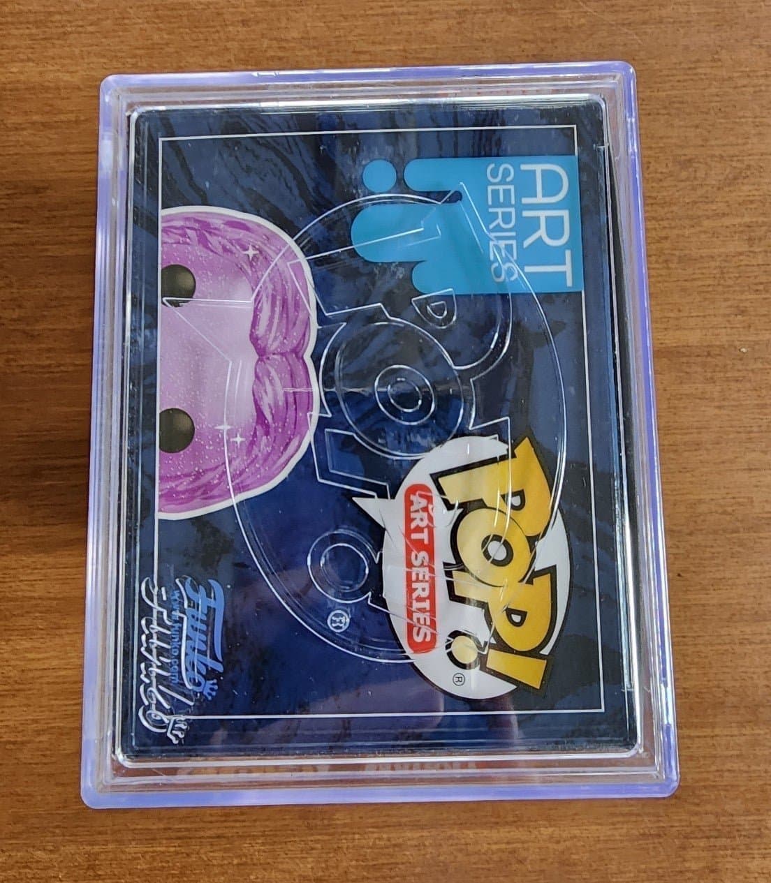 Funko Pop! Infinity Saga: Thor 49 Art Series Broken Stormbreaker w/ Protector - Thumbnail 6