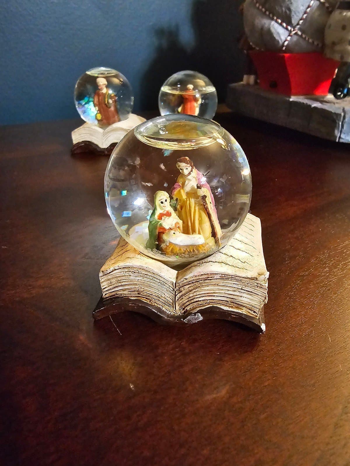 Three Mini Snowglobes - Thumbnail 2