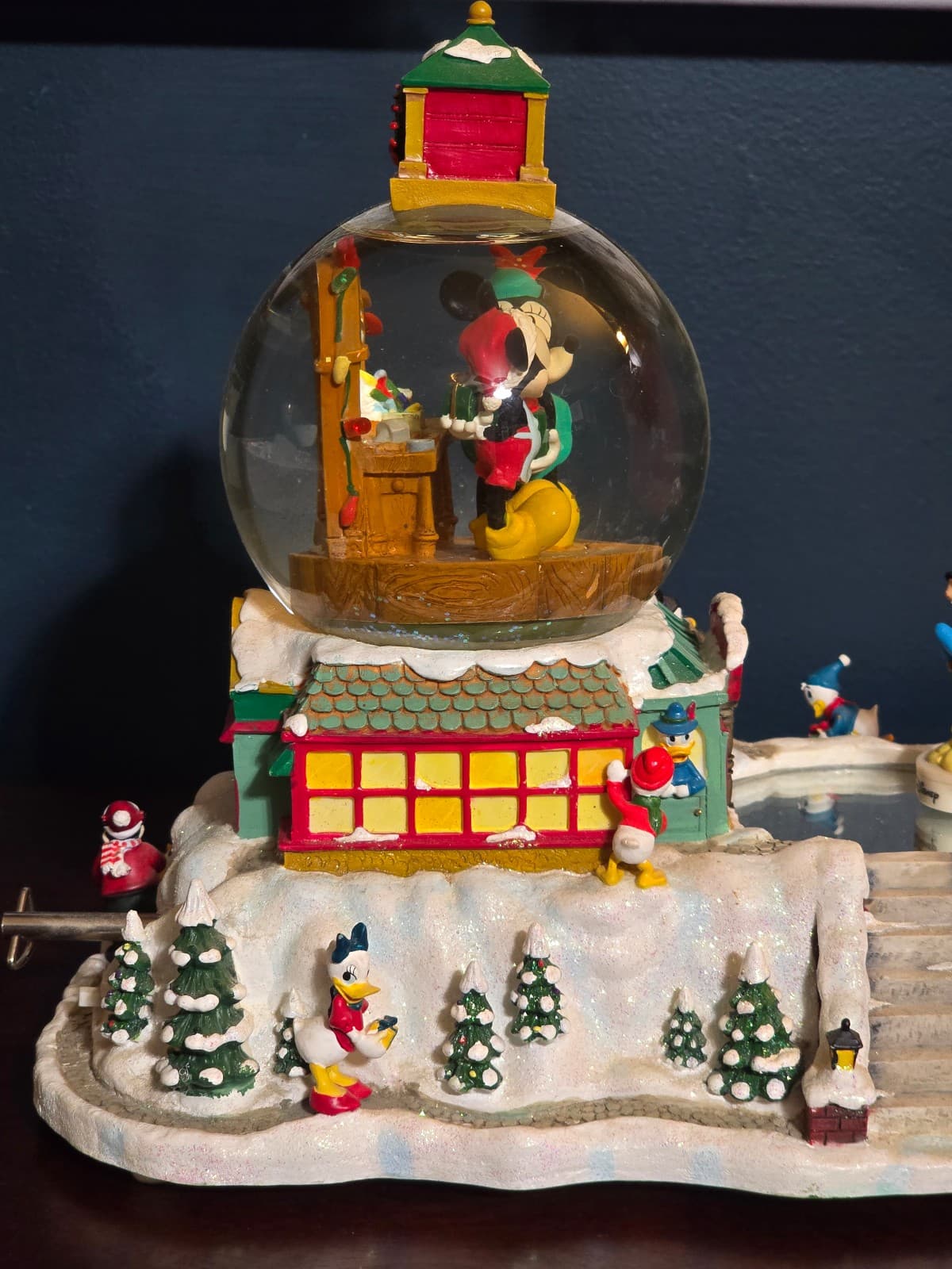 Disney Christmas 1999 Mickey Mouse Donald Duck Snow Globe READ - Thumbnail 5