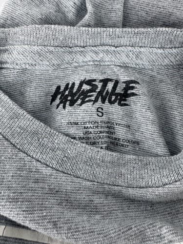 Hustle Avenue Kids Gray NYC Graphic T-Shirt Size Small Good Used - Thumbnail 5