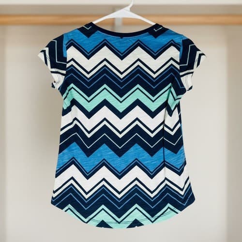Arizona Jean Co Girls Chevron Pocket T-Shirt Blue Teal White Size S 7/8 Cotton - Thumbnail 2