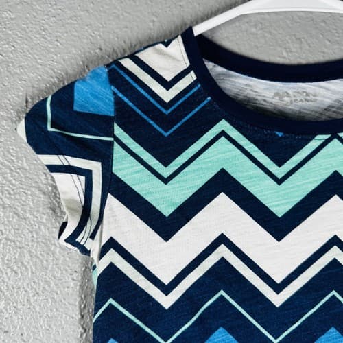 Arizona Jean Co Girls Chevron Pocket T-Shirt Blue Teal White Size S 7/8 Cotton - Thumbnail 3