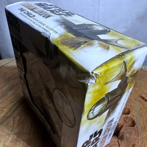 World Tech Toys Star Wars The Mandalorian Grogu Flying Helicopter New in Box - Thumbnail 5