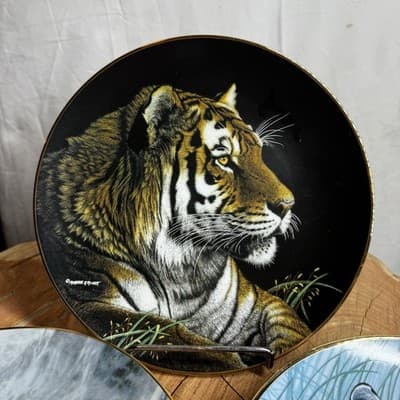 Vintage Tiger Collectors Plates Nat. Wildlife Fed, Hamilton, Fleeting Encounter - Thumbnail 2