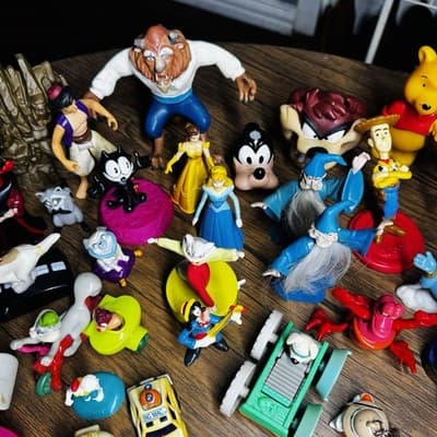 Lot Of 75 Cartoon Character Figurines Disney Cartoon Network Warner Brothers - Thumbnail 3