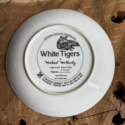 Vintage Tiger Collectors Plates Nat. Wildlife Fed, Hamilton, Fleeting Encounter - Thumbnail 5