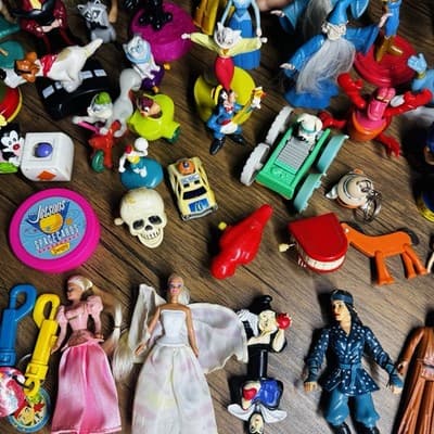 Lot Of 75 Cartoon Character Figurines Disney Cartoon Network Warner Brothers - Thumbnail 9
