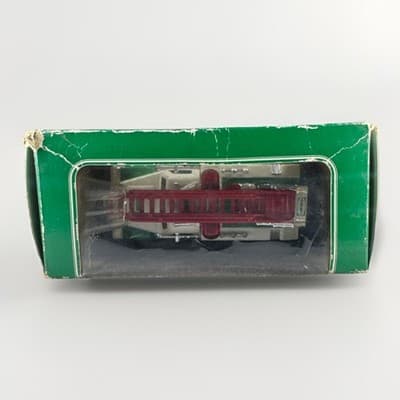 Hess Corporation Miniature Rescue Truck 2007 Die Cast 7"x3" Green White - Thumbnail 5