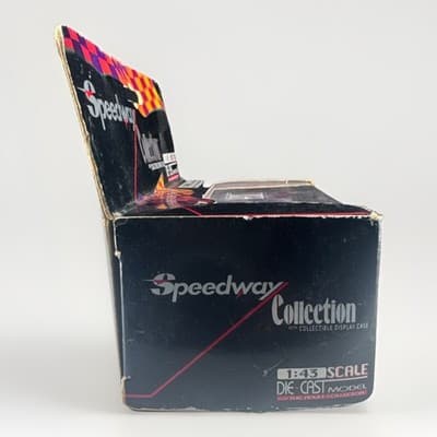 Speedway Collectibles Richard Perry’s Pontiac Grand Prix 43 STP 1:43 DieCast Car - Thumbnail 4