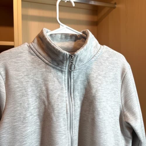Lazy Sunday Women's Gray Half-Zip Cropped Sweatshirt Size L Excellent Condition - Thumbnail 3