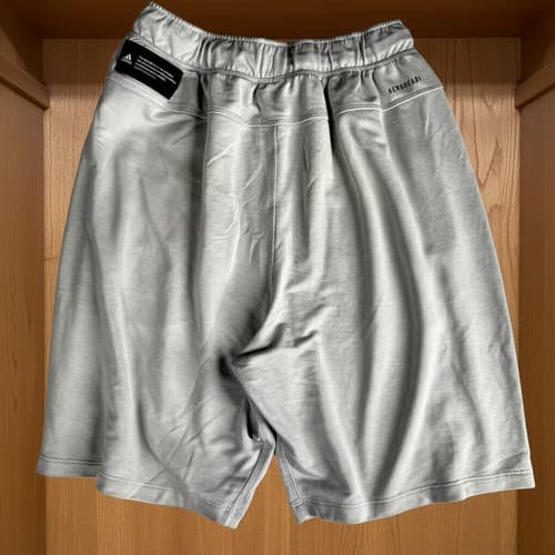 Adidas Aeroready Men's Grey Athletic Shorts Size Small - Excellent Condition Gym - Thumbnail 2