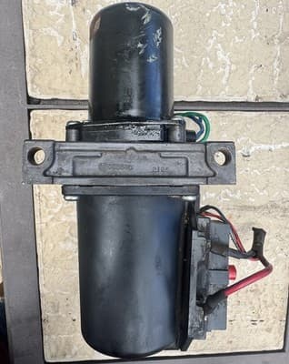 OMC Cobra Volvo Penta 4.3L 985846 Trim & Tilt Pump Motor Assembly Sterndrive - Thumbnail 3