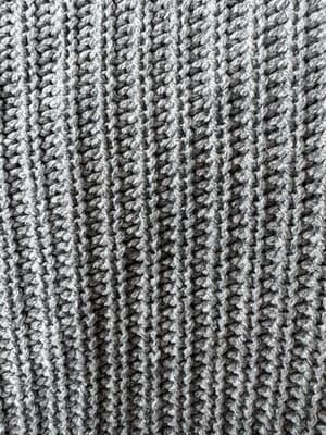 Time And Tru Heather Grey Sweater Woman’s Size Medium Casual Comfort Neutral - Thumbnail 4