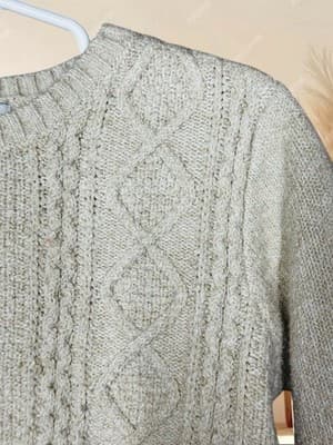 Old Navy Size 3 Toddler Beige Unisex Soft Warm Long Sleeve Knit Design - Thumbnail 3