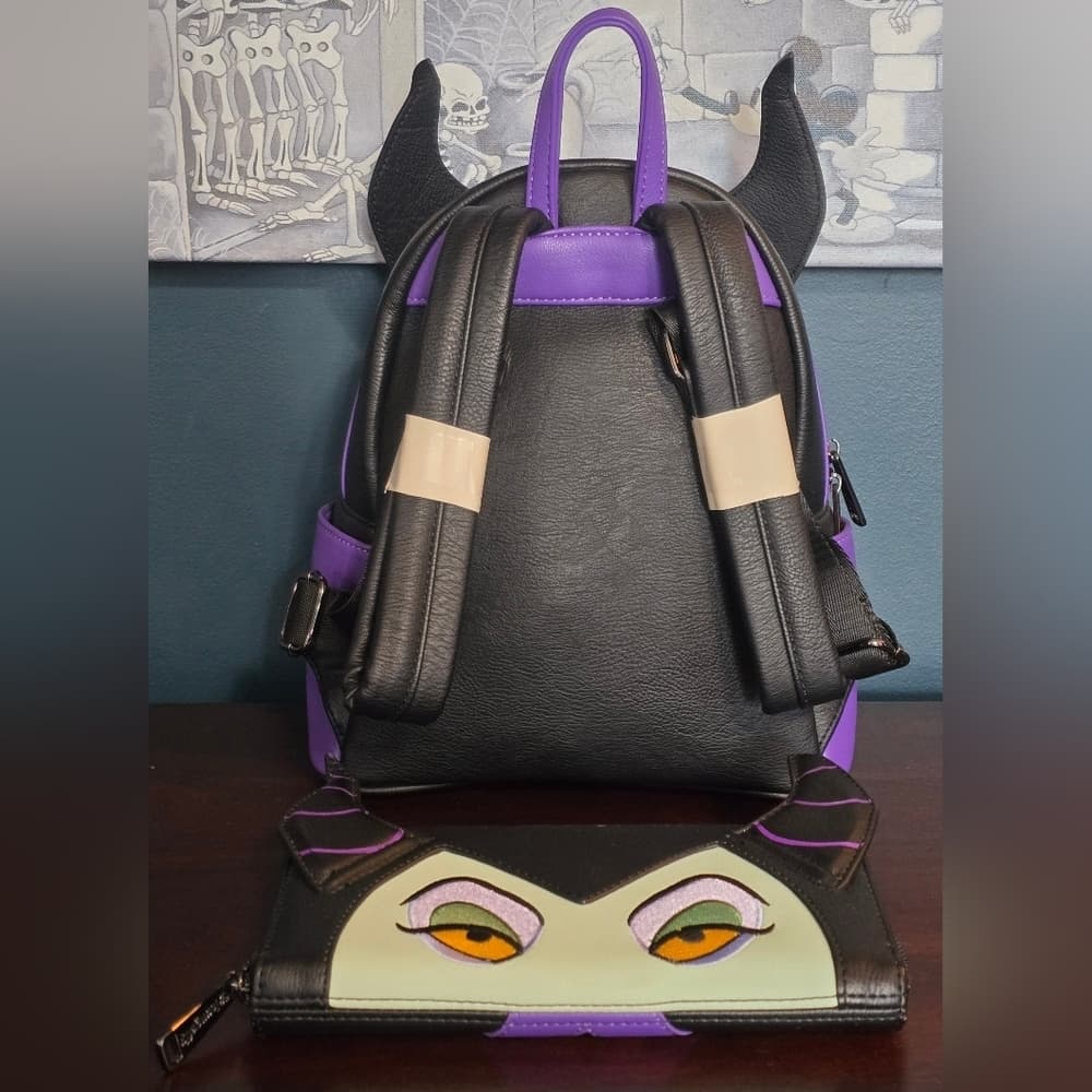 Loungefly ❤️ Logo Disney Maleficent with Matching Wallet - Thumbnail 2