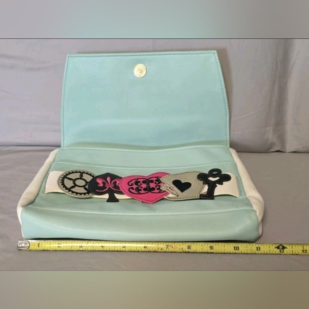 Danielle Nicole Disney Alice Wonderland Through The Looking Glass Clutch Purse - Thumbnail 7