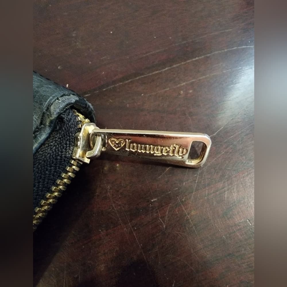 Loungefly ❤️ Logo Skull Long Wallet - Thumbnail 4