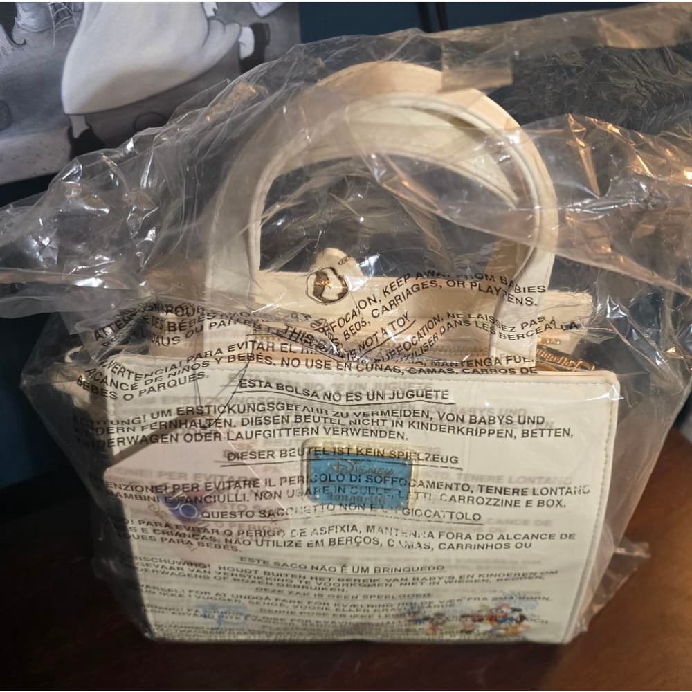 Sold out Loungefly Disney World 50th Crossbody - Thumbnail 3