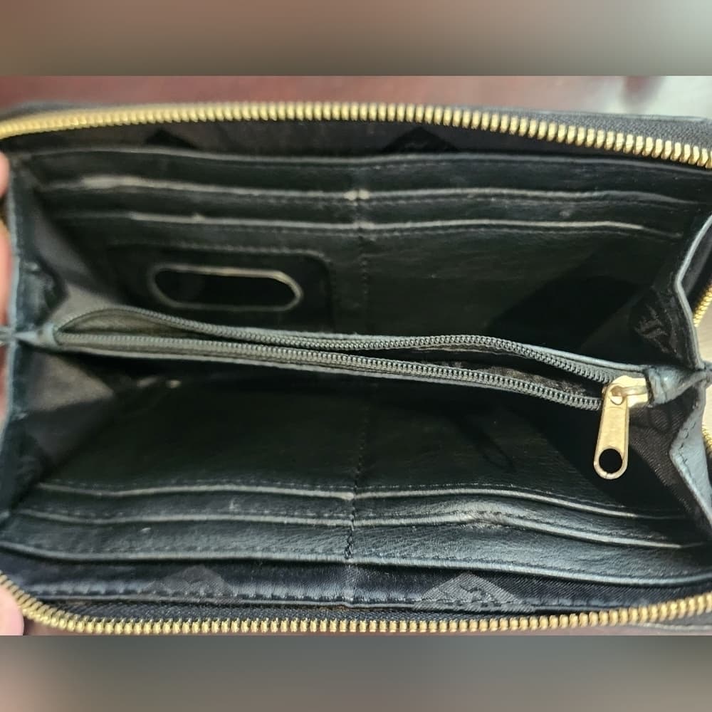 Loungefly ❤️ Logo Skull Long Wallet - Thumbnail 2