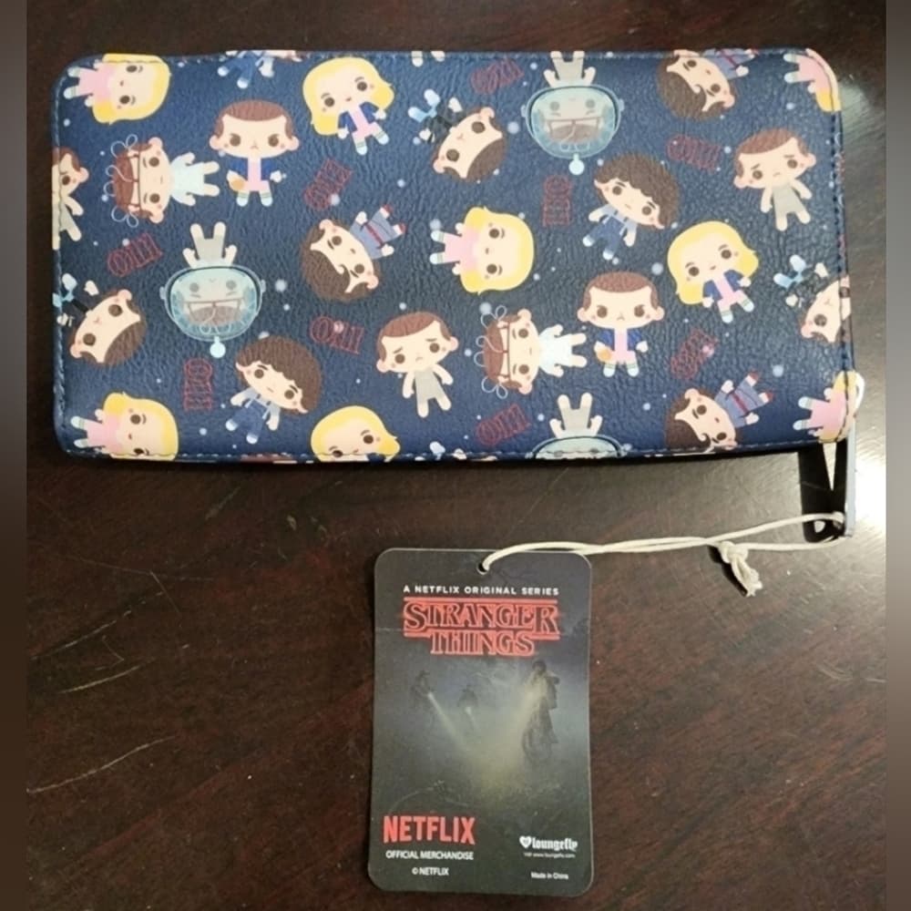 Loungefly Stranger Things Wallet - Thumbnail 2