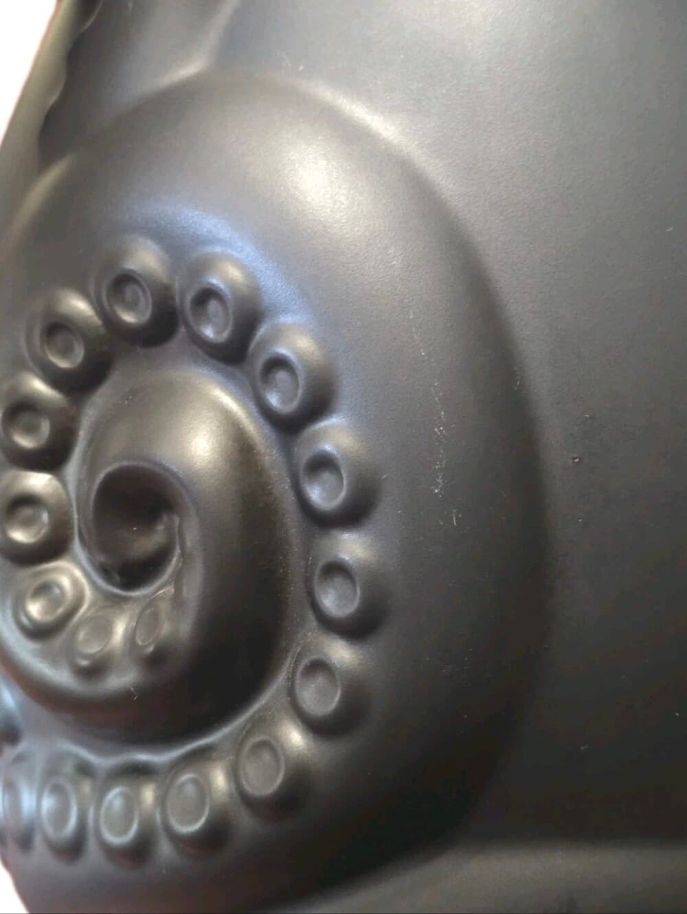 Disney Parks Villains Ursula "Poor Unfortunate Souls" Black Tentacle Vase - Thumbnail 7