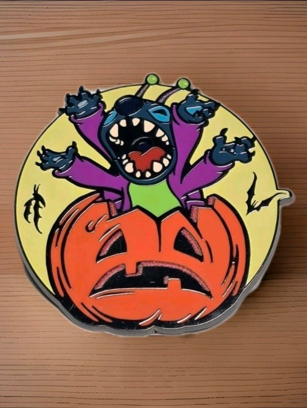 Stitch Halloween Disney Parks 2024 Glow-in-the-Dark Pin - Thumbnail 4