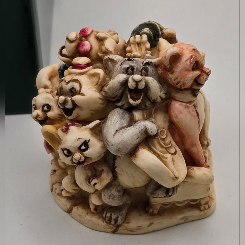 Harmony Kingdom Disney Limited Edition Aristocats Figurine - Thumbnail 4