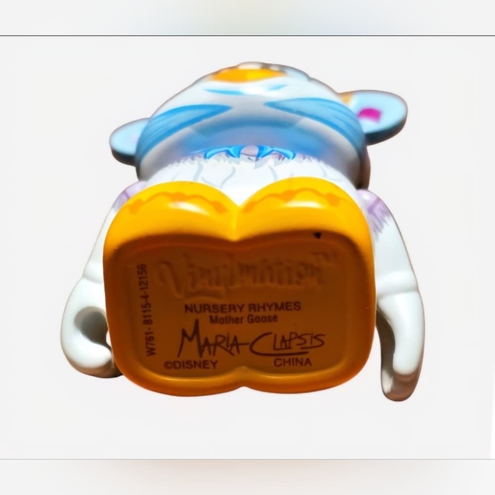 Disney Vinylmation Nursery Rhymes Series Mother Goose 3" Figurine - Thumbnail 2